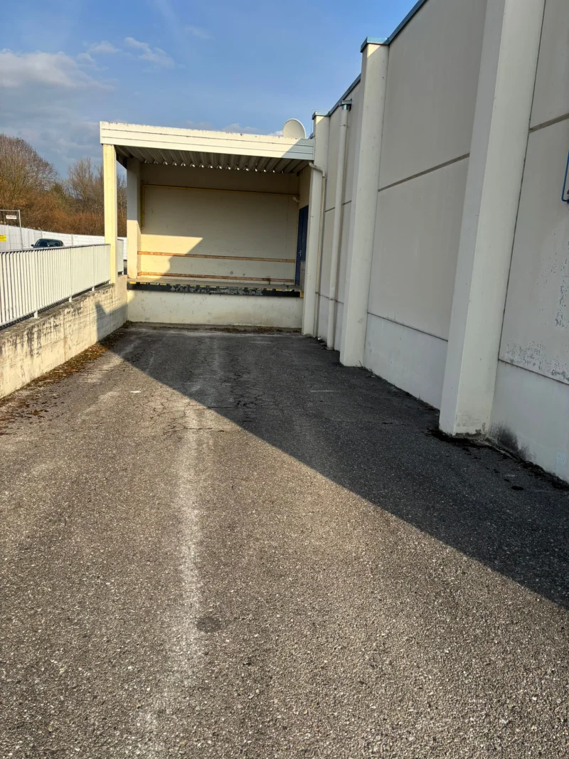 Lagerfläche im  Außenbereich